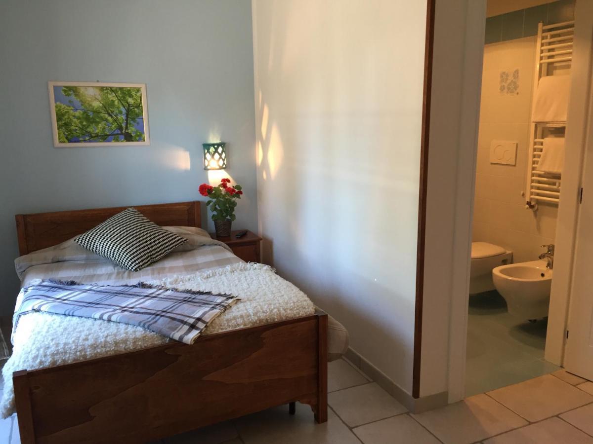 Casa Mita Bed & Breakfast Pulsano Eksteriør bilde