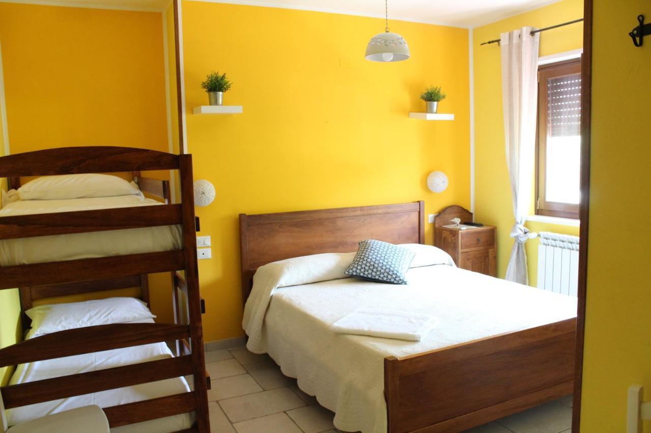 Casa Mita Bed & Breakfast Pulsano Eksteriør bilde