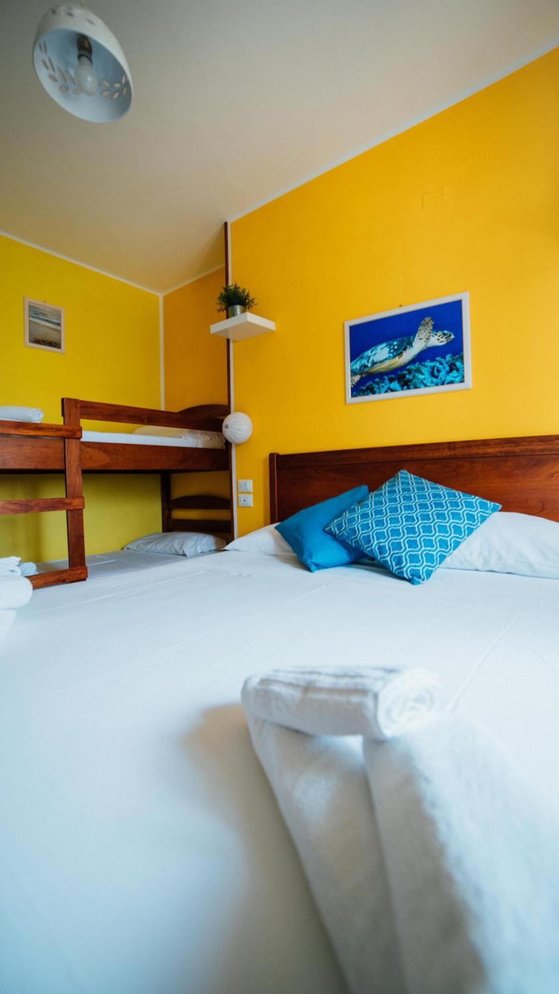 Casa Mita Bed & Breakfast Pulsano Eksteriør bilde